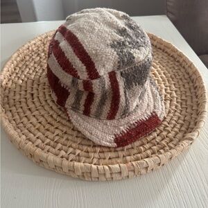 100% Cotton Newsie Hat. Made in Guatemala.